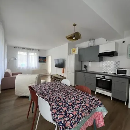 Apartamento T2 Chic Et Moderne Familial Centre Au Calme Avec Terrasse