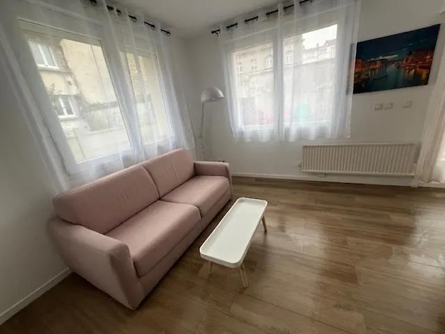 T2 Chic Et Moderne Familial Centre Au Calme Avec Terrasse Apartamento