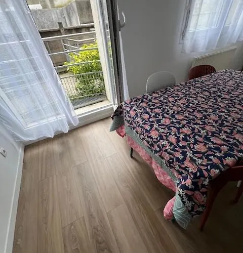 T2 Chic Et Moderne Familial Centre Au Calme Avec Terrasse *